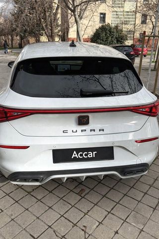 CUPRA Leon 1.5 eTSI 110kW Launch Edition DSG