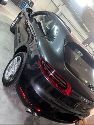 PORSCHE Macan S