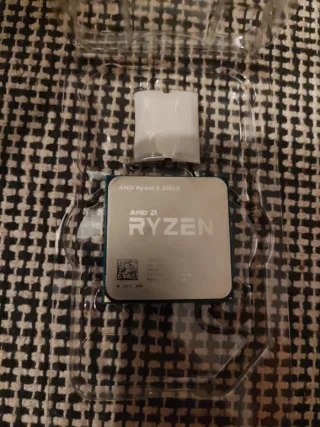 Ryzen 5 2600X con ventilador