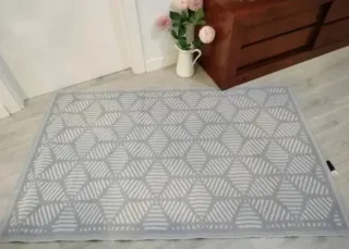 Alfombra nueva 90x150