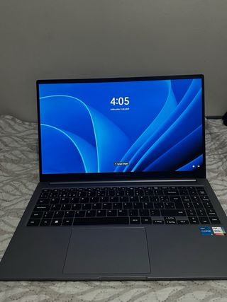 Portátil Samsung Galaxy Book4 Gris