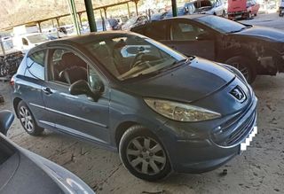 Peugeot 9649986580 piloto tras der 207 468269