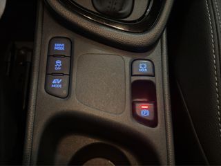 TOYOTA YARIS 1.5 VVT-I HYBRID STYLE 116 5P