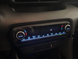 TOYOTA YARIS 1.5 VVT-I HYBRID STYLE 116 5P