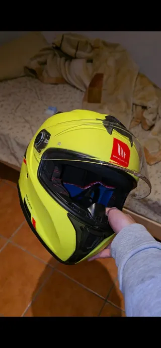 Casco MT Helmets Integral Pro Targo