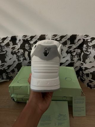 Off-White Zapatillas Grises y Blancas