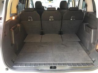 Peugeot 5008 PEUGEOT 5008 1.6 HDI 110 cv