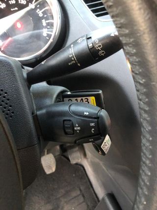 Peugeot 5008 PEUGEOT 5008 1.6 HDI 110 cv