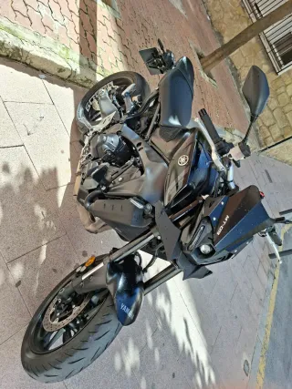 Yamaha MT-09 2022 - 8.000 km