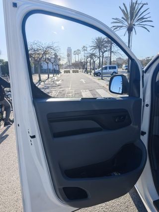 CITROEN Jumpy Combi Talla XS BlueHDi 120 S&S Confort