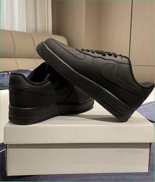 Nike Air Force 1 Talla 43 Negras