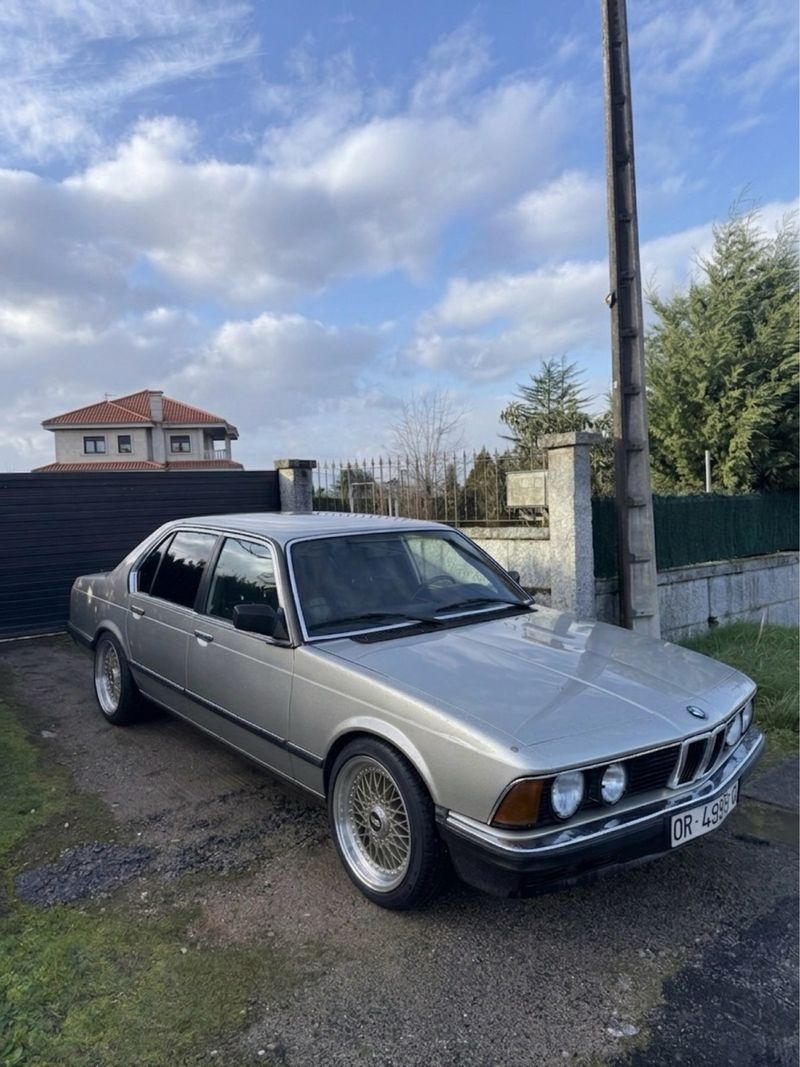 BMW Serie 7 1984 - foto 1