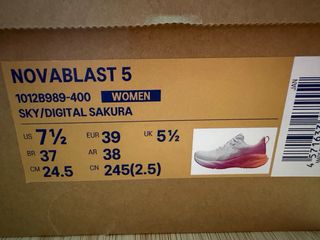Asics Novablast 5 Mujer Talla 39 NUEVAS. 1 uso!