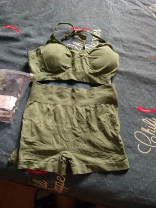 Completo sportivo verde Gym ginnastica L