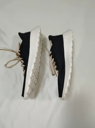 Deportivas KLNJ Be Essential Mujer Negro/Beige
