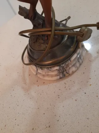 Lámpara Escultura Cupido con Lira