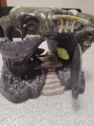 Gormiti Playset La caverna di Roscamar