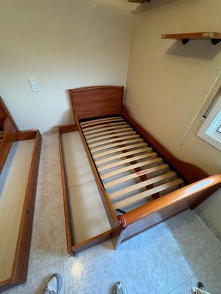 Camas de madera con cama auxiliar