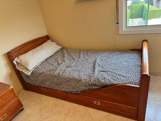Camas de madera con cama auxiliar