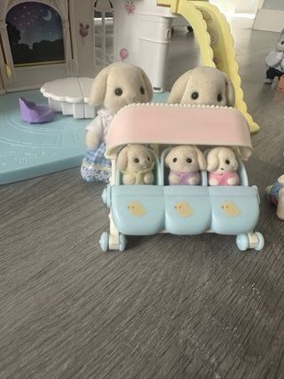 Familia Conejos Flor Sylvanian Families