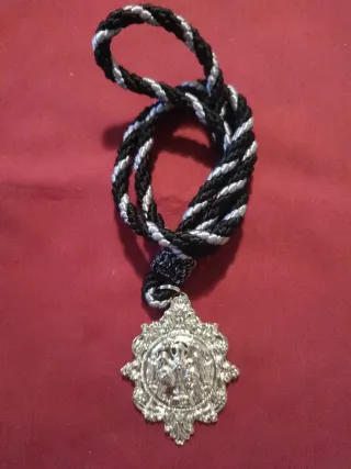 MEDALLA HDAD. SANTA GENOVEVA DE SEVILLA