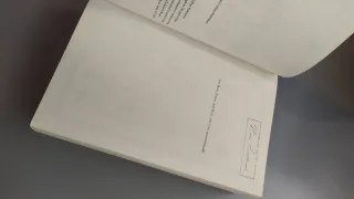 Libros Serpent and Dove y Blood and Honey