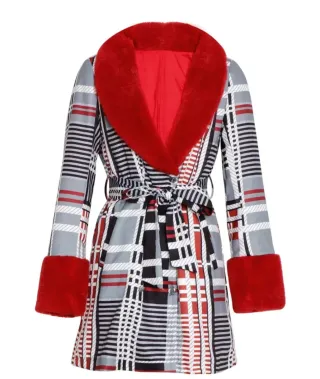 Gabardina a cuadros roja y gris