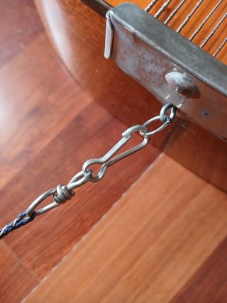 Laúd de 12 con funda incluida. Entrega en mano.