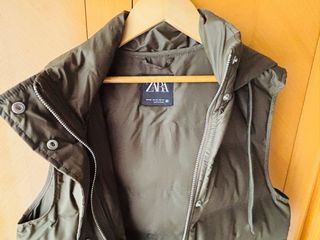 Chaleco Zara verde militar sin estrenar