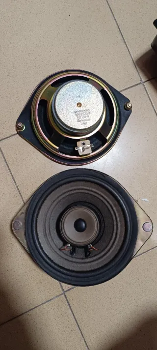 Radio Daewoo Aranos + Altavoces