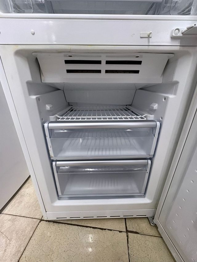 Nevera Bosch No Frost Combi A+ 185x59cm