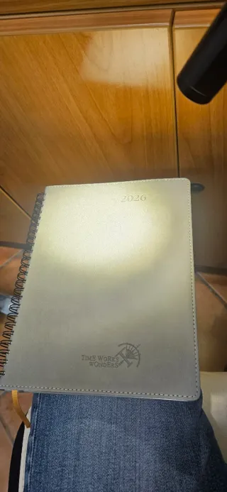 Lámpara LED lectura flexible luz cálida