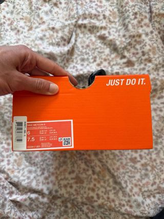 Nike Metcon 9 Talla 38.5 Negro/Gris