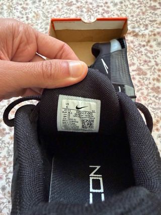 Nike Metcon 9 Talla 38.5 Negro/Gris