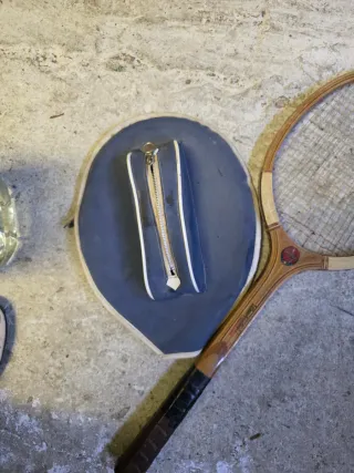 Raqueta de madera vintage