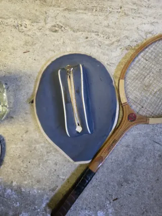 Raqueta de madera vintage