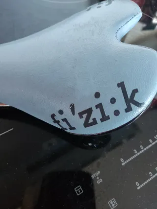 Sella Fizik Aliante Carbonio