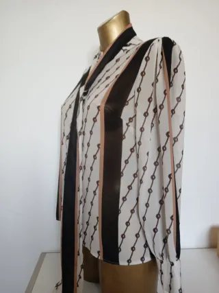 Elegante camicia in poliestere