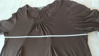 Camiseta larga marrón