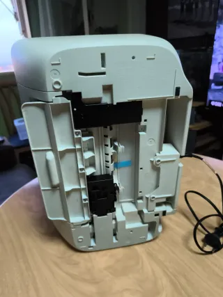 Impresora HP Instant Ink Azul y Blanca