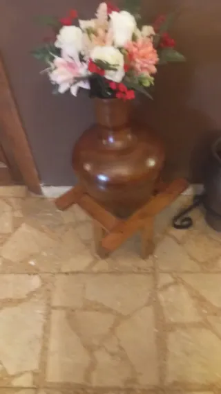 Jarrón de barro sin marca interesados escriban