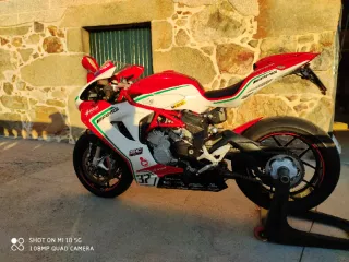 MV Agusta 675 RC Sportbike N°9 de 350