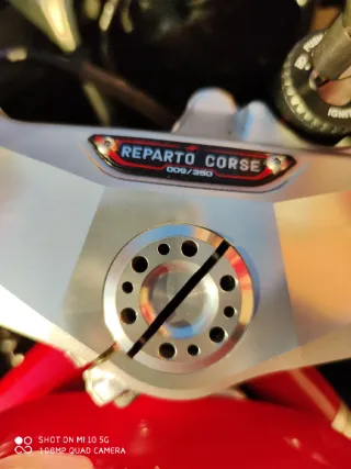 MV Agusta 675 RC Sportbike N°9 de 350