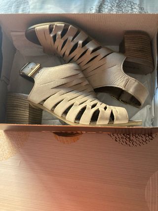 Sandalias Camila's mujer color piedra