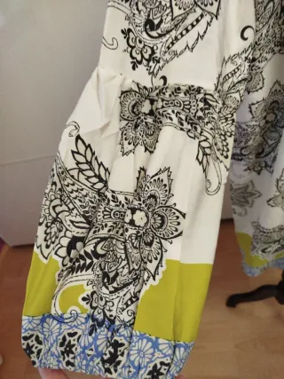 Vestido camisero con etiqueta. Talla L