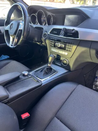 Mercedes-Benz Clase C 2011