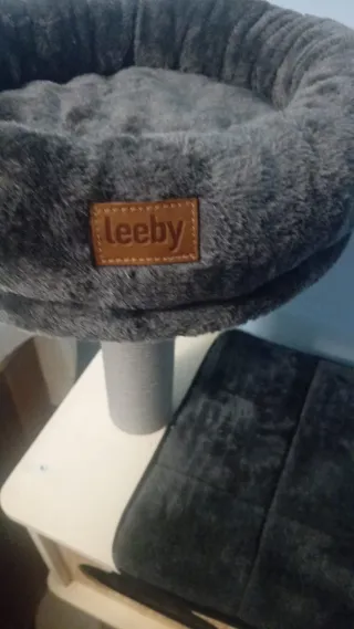 Rascador Gatos Leeby con Cama Nido