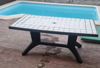 Mesa de jardín de PVC con tapa imitacion cerámica