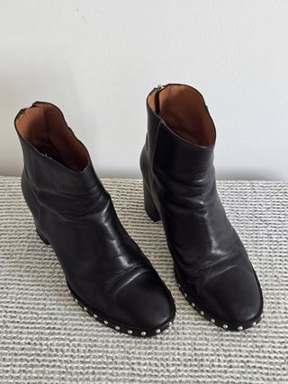 Botines All Saints Negros Tachuelas