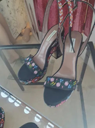 Sandalias plataforma Tabitha Simmons bordadas